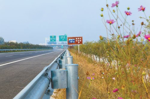 首页 盐城今周刊 要闻速递 据介绍,阜建高速公路北起阜宁县城西329